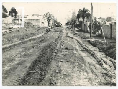 Obras de bacheo en distintas calles de Campana