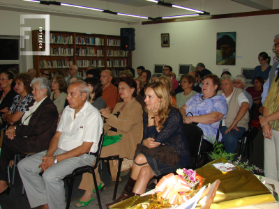 Campana Amanecer Literario