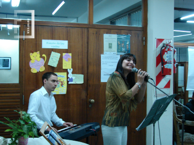 Campana Amanecer Literario