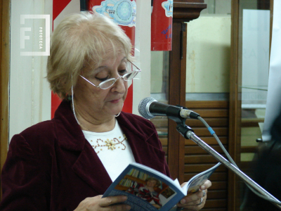 Campana Amanecer Literario