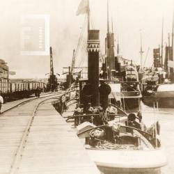 Muelle para carga y descarga de buques
