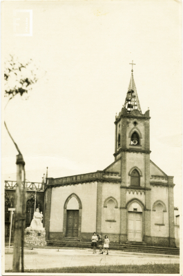 Vista desde la plaza Eduardo Costa hacia la antigua Iglesia Santa Florentina