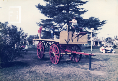 Carreta en Plaza Italia