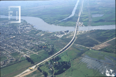 Vista aérea del puente Zárate Brazo Largo y Río Paraná de la Palmas
