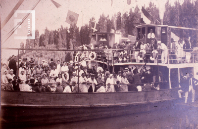 Paseo fluvial del Club W.I.C.O.