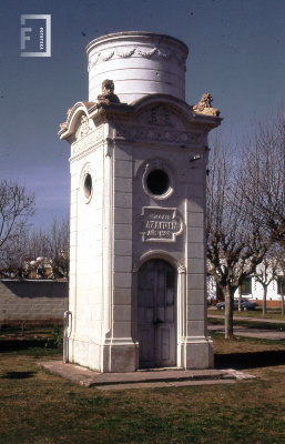 Tanque de agua en la Plaza Italia