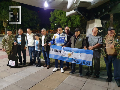Conmemoración del 2 de Abril junto al Centro de Ex Combatientes y el Intendente Sebastián Abella. 