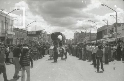 Desfile en la Av. Rivadavia