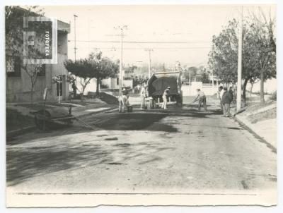 Trabajos de bacheo en calles de Campana