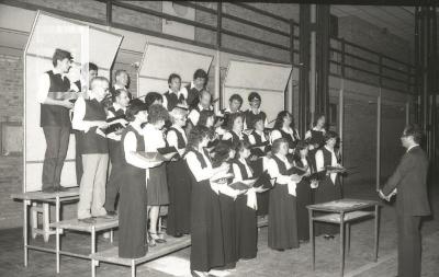 Presentación del coro en la Escuela Técnica N°1