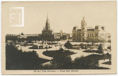 Tarjeta Postal de Tres Arroyos Plaza San Martín